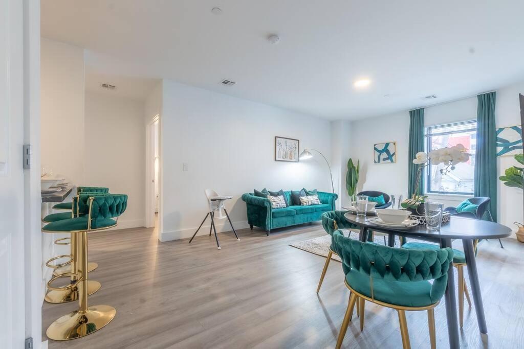 2 Bedroom 2 Bath Suite, Near American Dream And The Airport, Free Parking, King Bed And 2 Queen Beds, Washer And Dryer Orange Kültér fotó